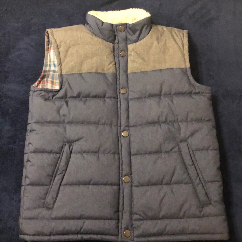 Boys puffer vest in perfect condition
